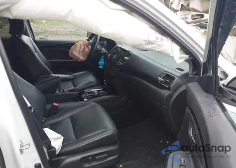 2020 Honda Pilot Awd Touring 8 Passenger z USA, uszkodzony, nr VIN 5FNYF6H91LB053626